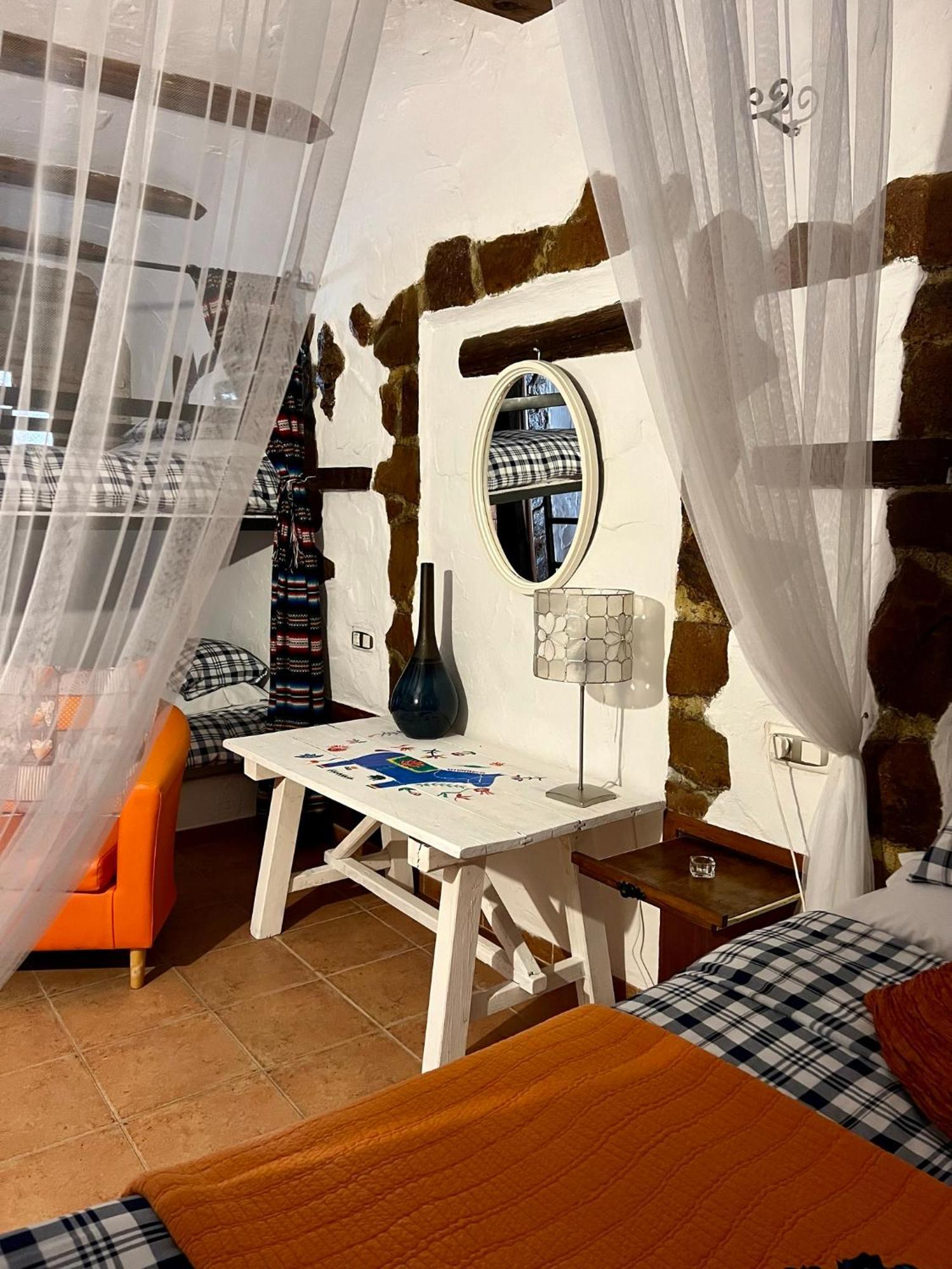 Cuevas De La Paz - Cave House Holidays Los Carriones Ruang foto
