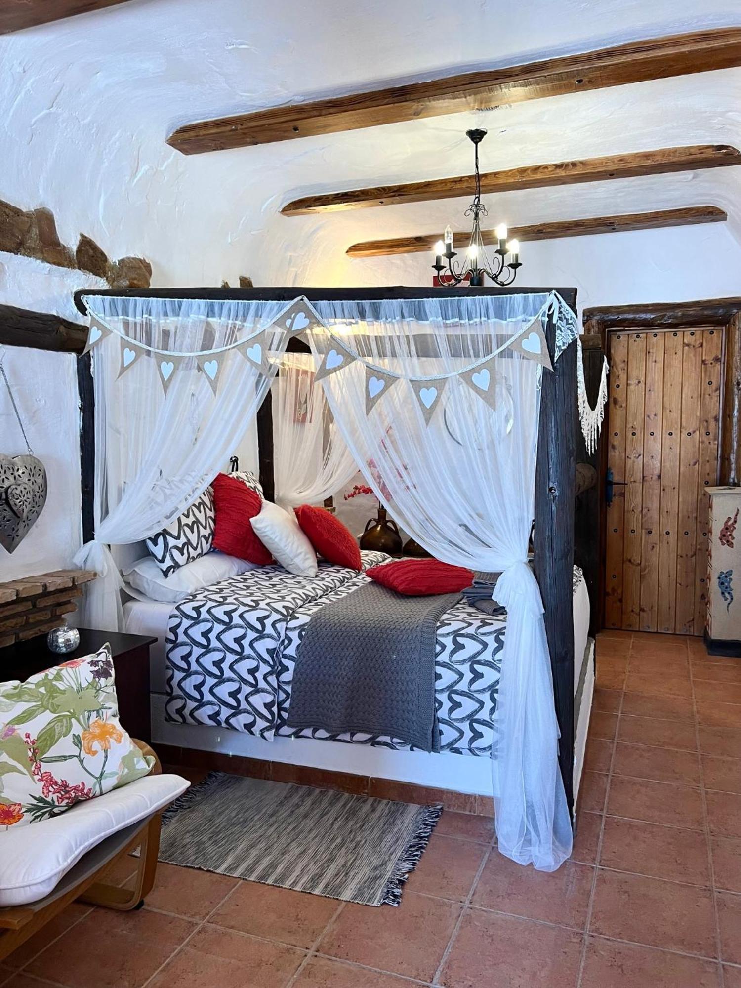 Cuevas De La Paz - Cave House Holidays Los Carriones Ruang foto