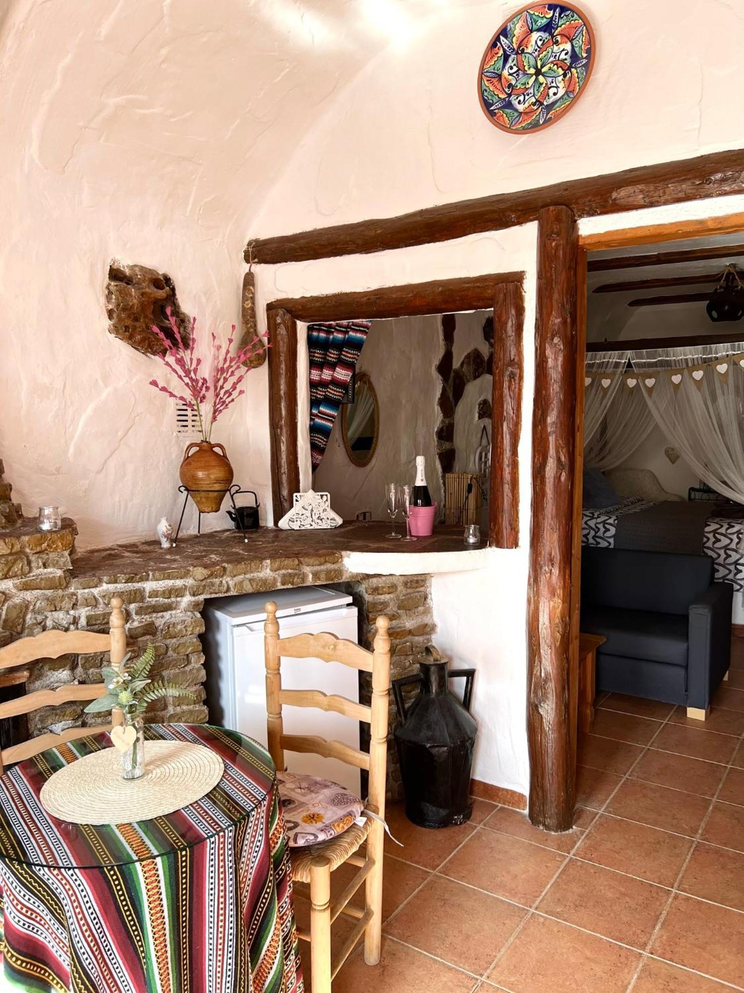 Cuevas De La Paz - Cave House Holidays Los Carriones Ruang foto