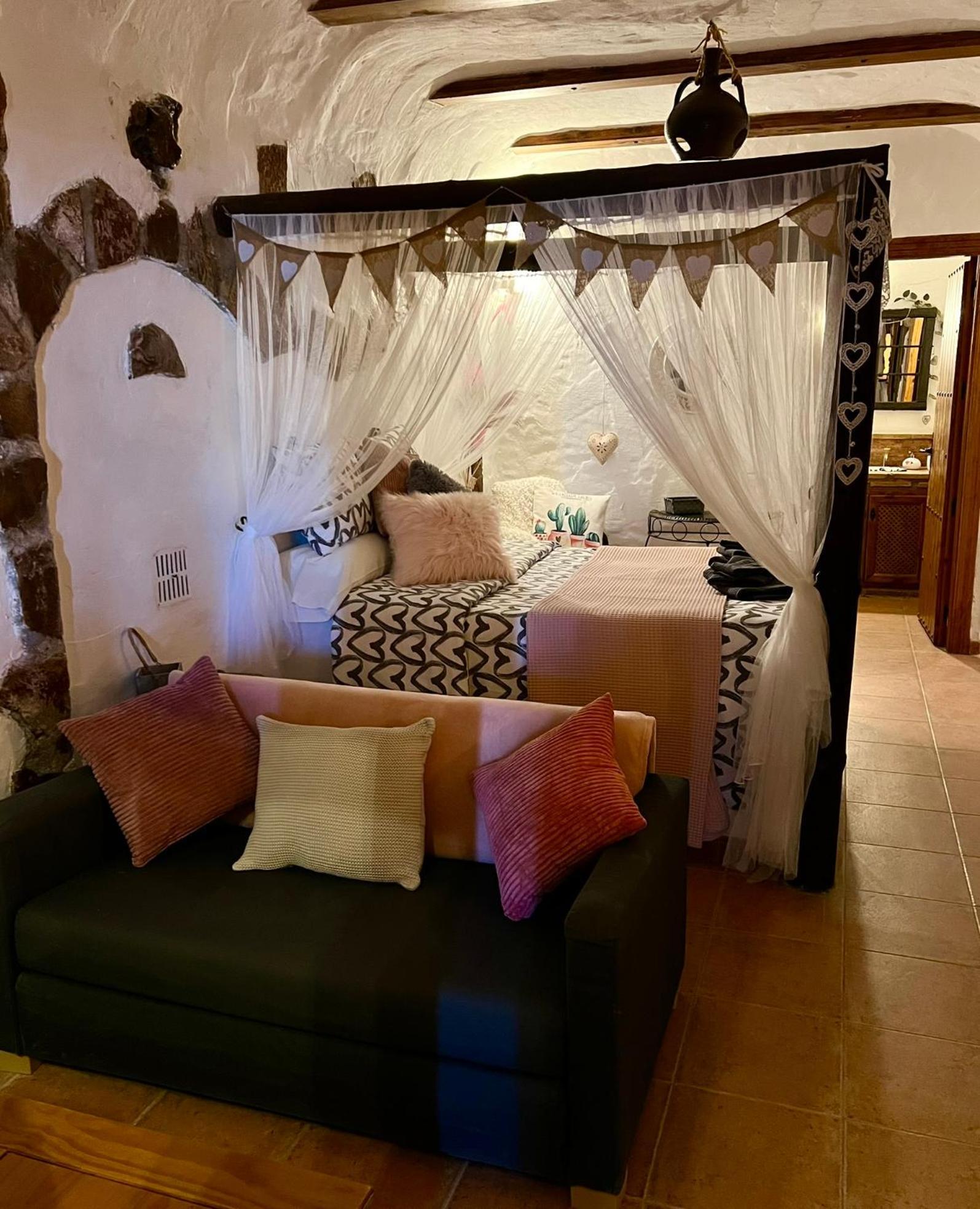 Cuevas De La Paz - Cave House Holidays Los Carriones Bagian luar foto